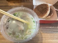 -万红路羊汤烧饼店(将台路店)
