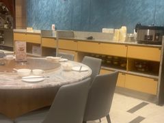 -乐忻皇朝(上海中心大厦店)
