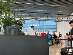 -维也纳国际机场