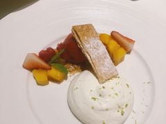 酸奶慕斯-福楼法餐厅FLO