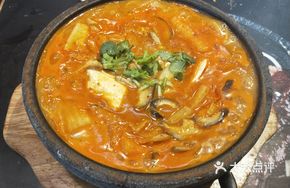 Kimchi Tteokguk