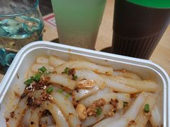 -渝信川菜 · 川味家常菜(财富购物中心店)