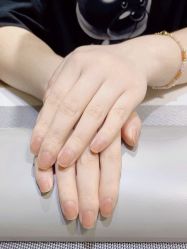 -桃色美甲沙龙