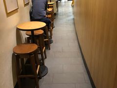 用餐区-星巴克(深圳星都豪庭店)
