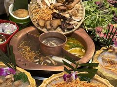 -滇釜火锅·能喝汤的火锅(车公庄店)