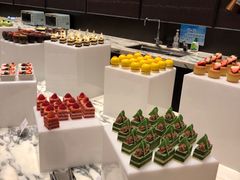 -南京长江之舟华邑酒店·鲜艳自助餐厅