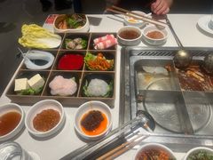 -海底捞火锅(长宁路龙之梦店)