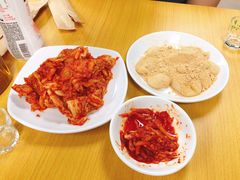 辣白菜炒五花肉-屋里家延边朝鲜族冷面(南园店)