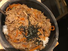 黑椒肥牛石锅拌饭-新石器烤肉(南通CBD大有境店)