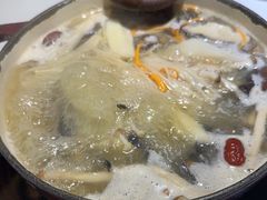 -黑鸡小馆(金源店)