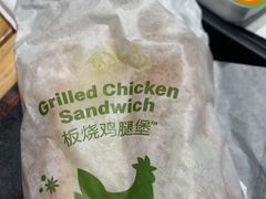 原味板烧鸡腿堡-麦当劳(杭州西湖银泰百货店)