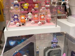 -泡泡玛特POPMART(杭州乐堤港店)