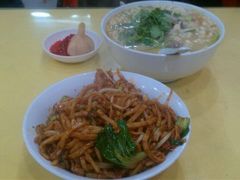 鸡丝米皮+羊肉泡馍-西安五号米皮