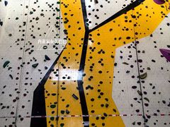 -问山MountQuest攀岩馆