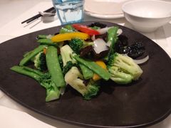 -港丽餐厅(高德置地店)