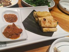 香煎石屏豆腐-云海肴·汽锅鸡·云南菜(高德置地店)