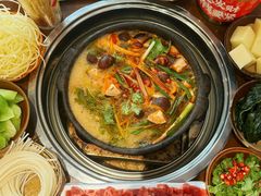 -黔有有贵州酸汤夺夺粉火锅(五味十字店)