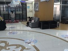 -雅悦齿科(顾村公园店)