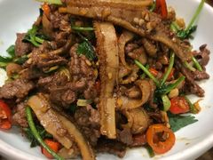 -黄泥岗·地道湖北菜(奥特莱斯店)