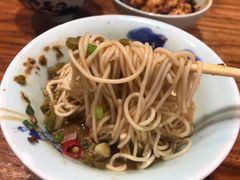 -兵哥豌豆面(雅颂居店)