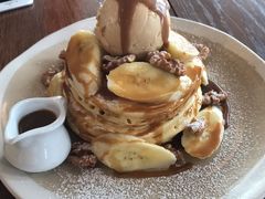 -ROAST coffee & eatery