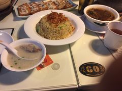 -新大咀港式茶餐厅(宝山万达店)
