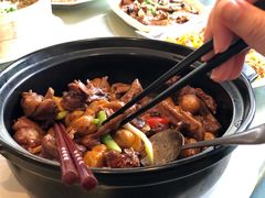 板栗焖鸭-沙龙酒家