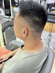 -藤野造型烫发染发