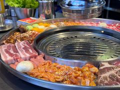 -哈哈碳都·牛肋条无限自助烤肉(台江万达店)