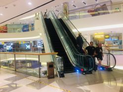 -丝情发艺 I SALON