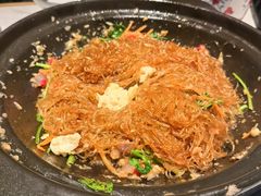 海鲜酱粉丝煲-费大厨辣椒炒肉(沙河万达店)