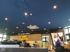 -瑞幸咖啡(怡富广场店)