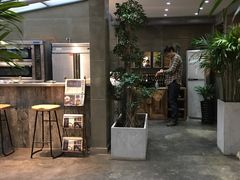 -HIGH FIVE哈福手工汉堡(桂林路店)