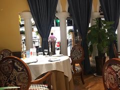 靠窗位-俄士厨房(时代天街店)