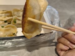 -小姜锅贴(凤凰街店)