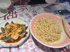 -石牌岭小亮蒸虾•湖北老字号(左岭店)