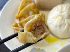 鲜肉锅贴-共和春(甘泉路店)