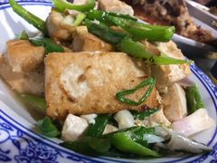 -斗鱼岛酒店(新化白溪店)