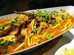 招牌跳水鱼-小河盐帮·私家菜·烤鸭(三元桥·霄云路店)