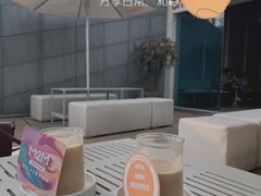 -UNI UNI(环亚凯瑟琳店)