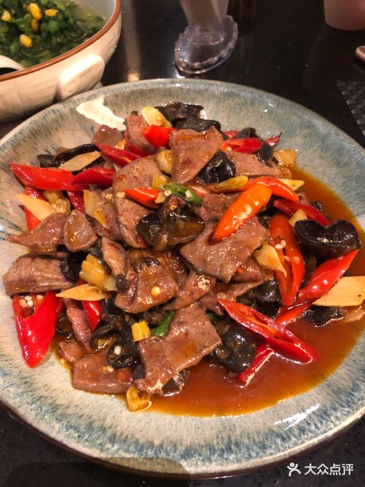 朕在泡泡菜主题中华料理店(优品道广场店)泡椒猪肝图片