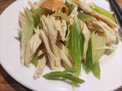 -清真吴记门钉肉饼·喜多利