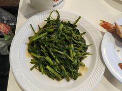 -纽顿熟食中心
