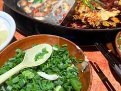 -周小明火锅(黑金冠社区店)