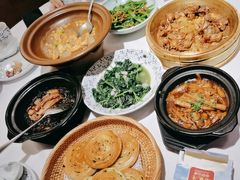 -围龙屋客家食府(福田店)