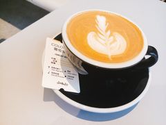哥伦比亚燕麦拿铁-Seesaw Coffee(上生新所店)
