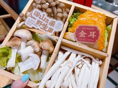 -廖掌柜·重庆鲜货火锅(上海首店)