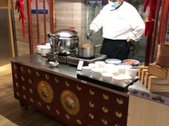 自助取餐区-北京王府井希尔顿酒店·万斯阁西餐厅