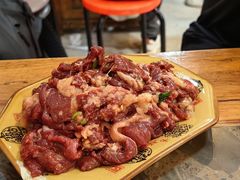-黄利砖万峰林布依特色酸笋牛肉馆