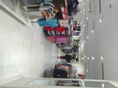 UNIQLO(万柳华联店)-优衣库(北京万柳华联购物中心店)